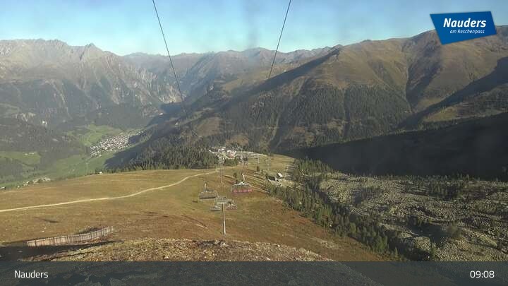 Archived image Webcam Mountain station Zirmbahn (Nauders)