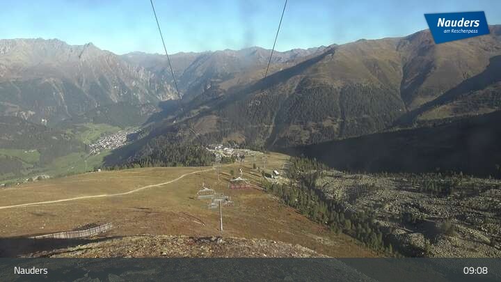 Archived image Webcam Mountain station Zirmbahn (Nauders)
