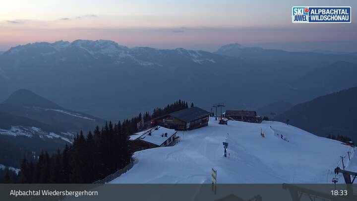 Archived image Webcam View from Wiedersbergerhorn