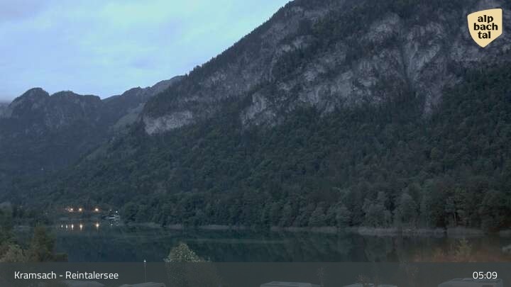 Archived image Webcam Lake Reintalersee - Kramsach