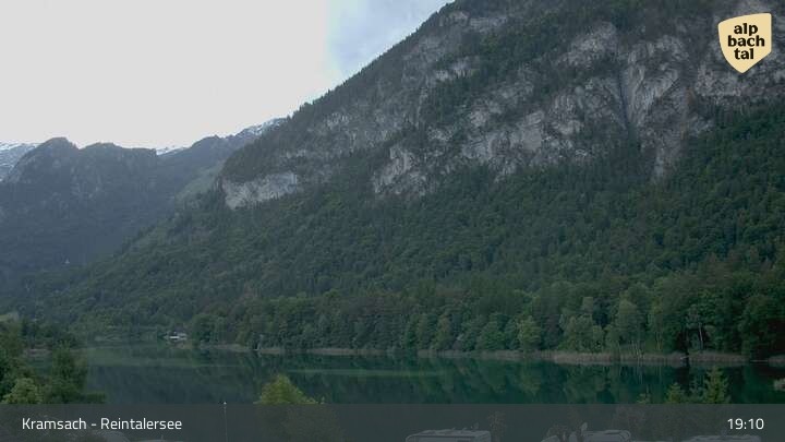 Archived image Webcam Lake Reintalersee - Kramsach