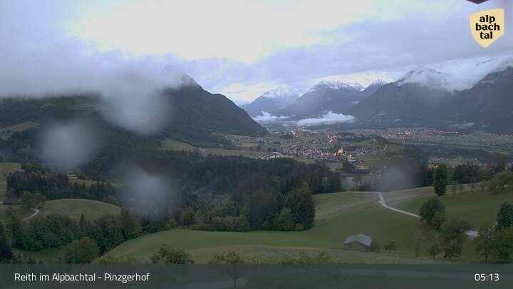 Archived image Webcam Mountain restaurant Pinzgerhof at Brunnerberg