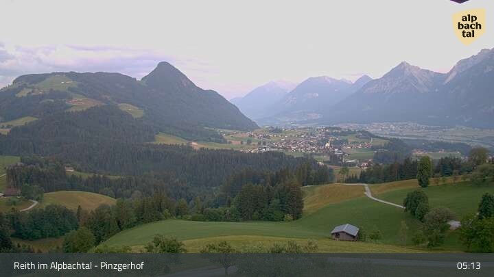Archived image Webcam Mountain restaurant Pinzgerhof at Brunnerberg