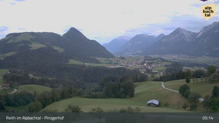 Archived image Webcam Mountain restaurant Pinzgerhof at Brunnerberg
