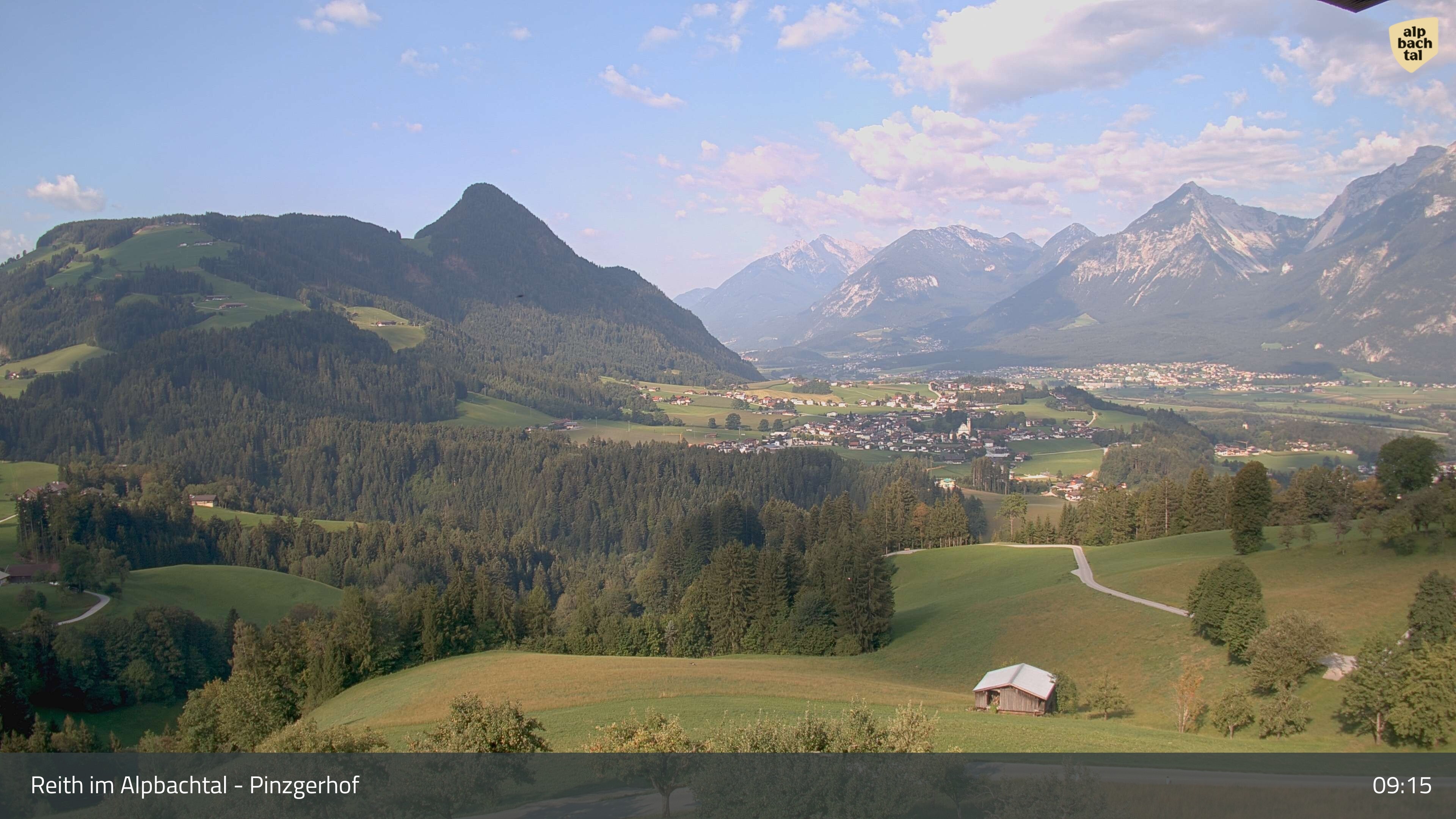 Archived image Webcam Mountain restaurant Pinzgerhof at Brunnerberg
