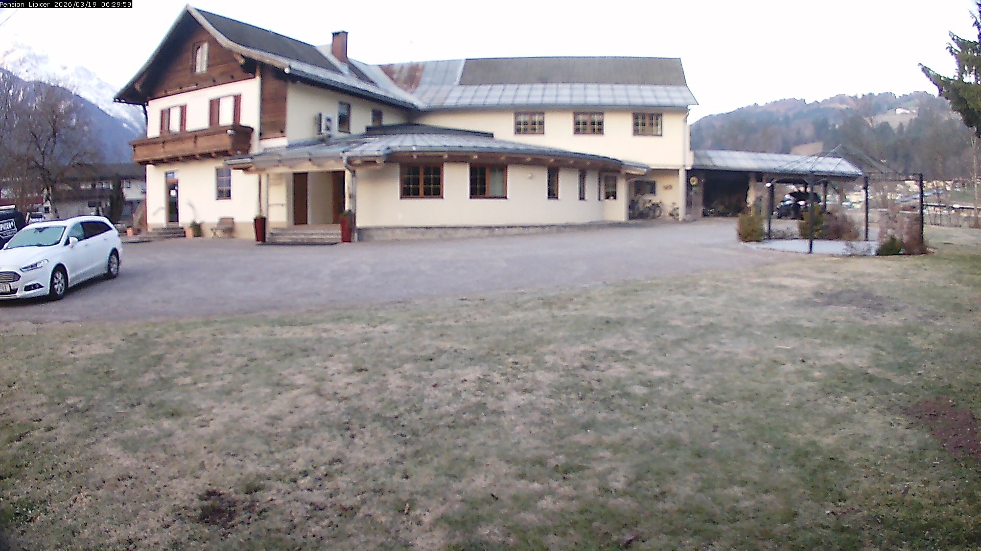 Archiv Foto Webcam Pension Lipicer in Kötschach Mauthen, Kärnten