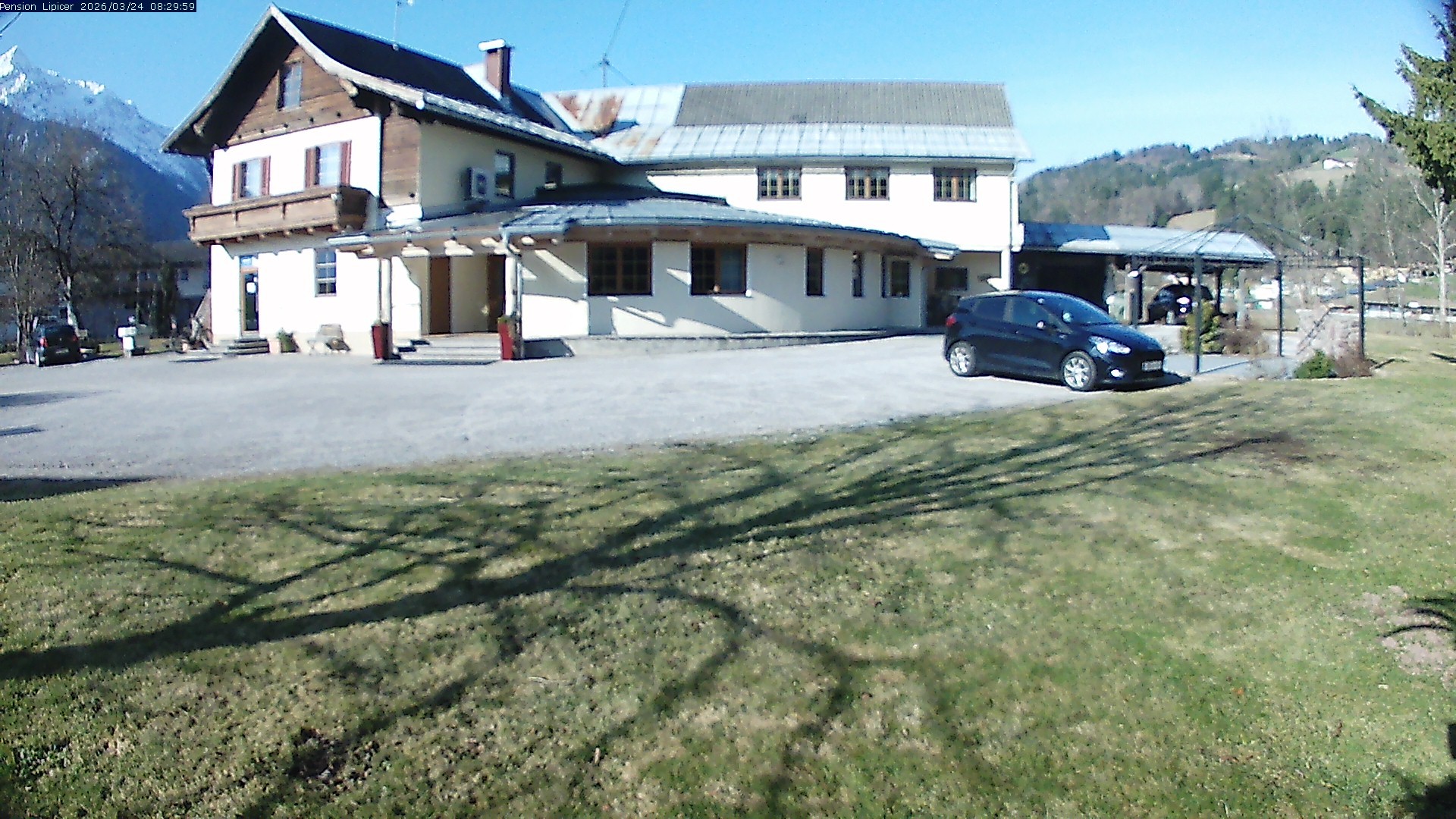 Archived image Webcam Kötschach Mauthen Hotel Lipicer, Carinthia