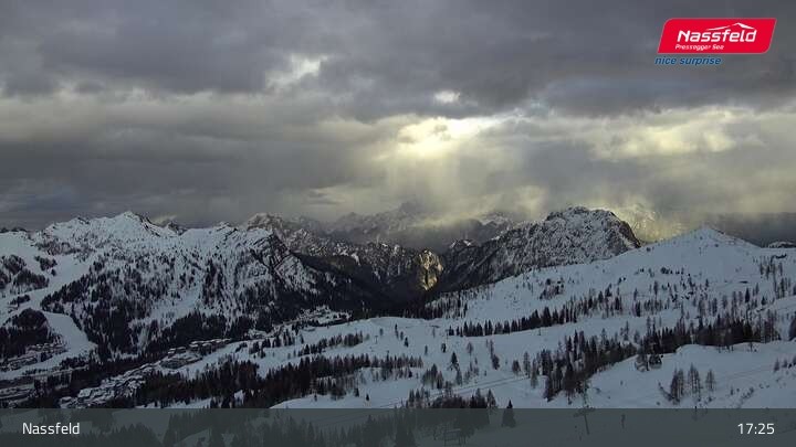 Archiv Foto Webcam Nassfeld: Blick Tressdorfer Höhe