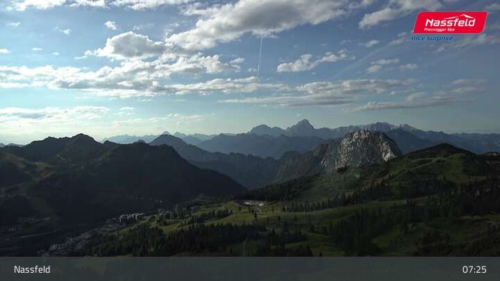 Archiv Foto Webcam Nassfeld: Blick Tressdorfer Höhe