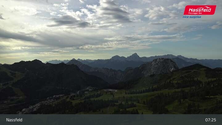 Archiv Foto Webcam Nassfeld: Blick Tressdorfer Höhe