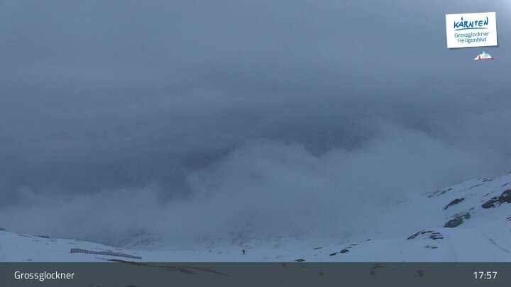 Archiv Foto Webcam Heiligenblut: Schareck (2606 m)