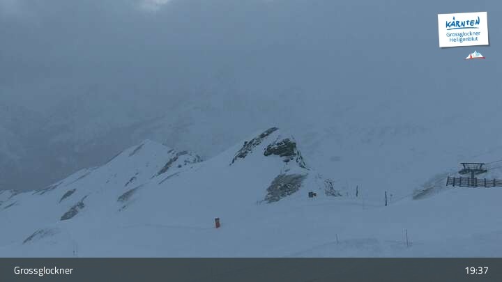 Archiv Foto Webcam Heiligenblut: Schareck (2606 m)