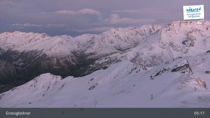 Archived image Webcam Heiligenblut: Schareck Peak (2606 m)