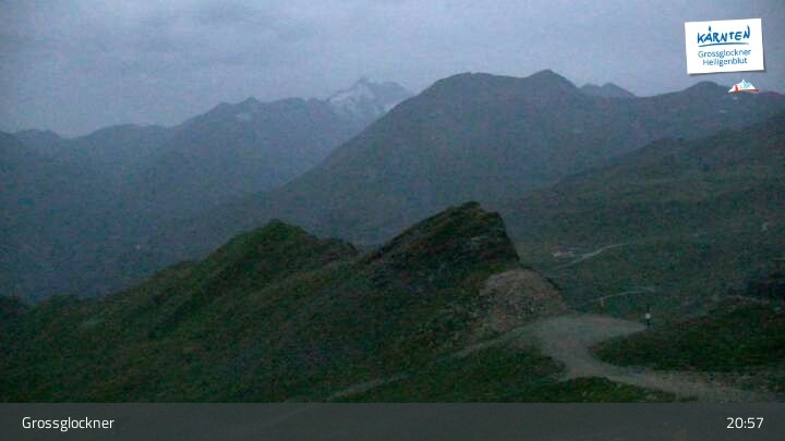 Archiv Foto Webcam Heiligenblut: Schareck (2606 m)
