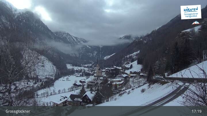 Archived image Webcam Carinthia: Heiligenblut am Großglockner