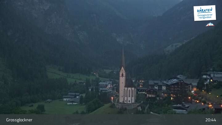 Archiv Foto Webcam Heiligenblut am Großglockner in Kärnten