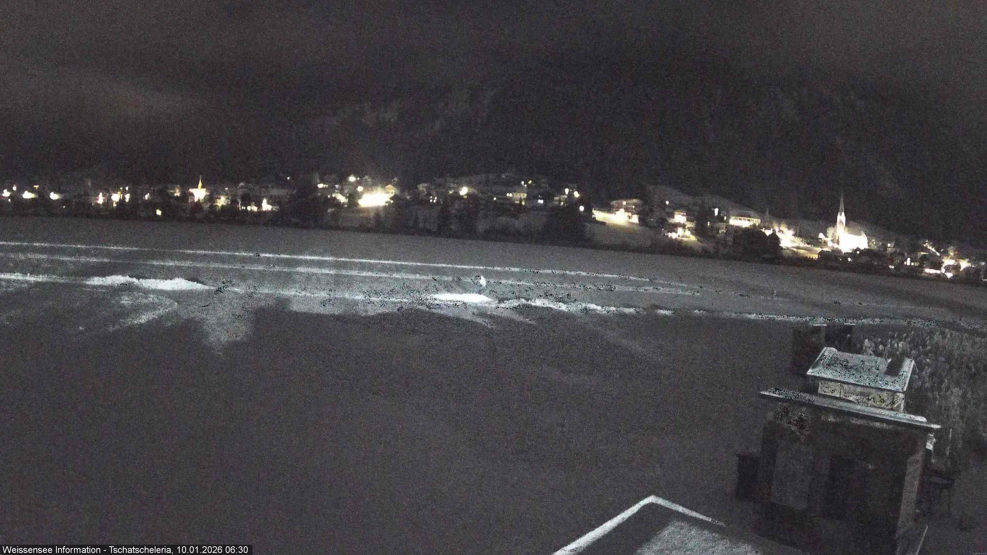 Archiv Foto Webcam Weissensee: Seeblick von Tschatscheleria