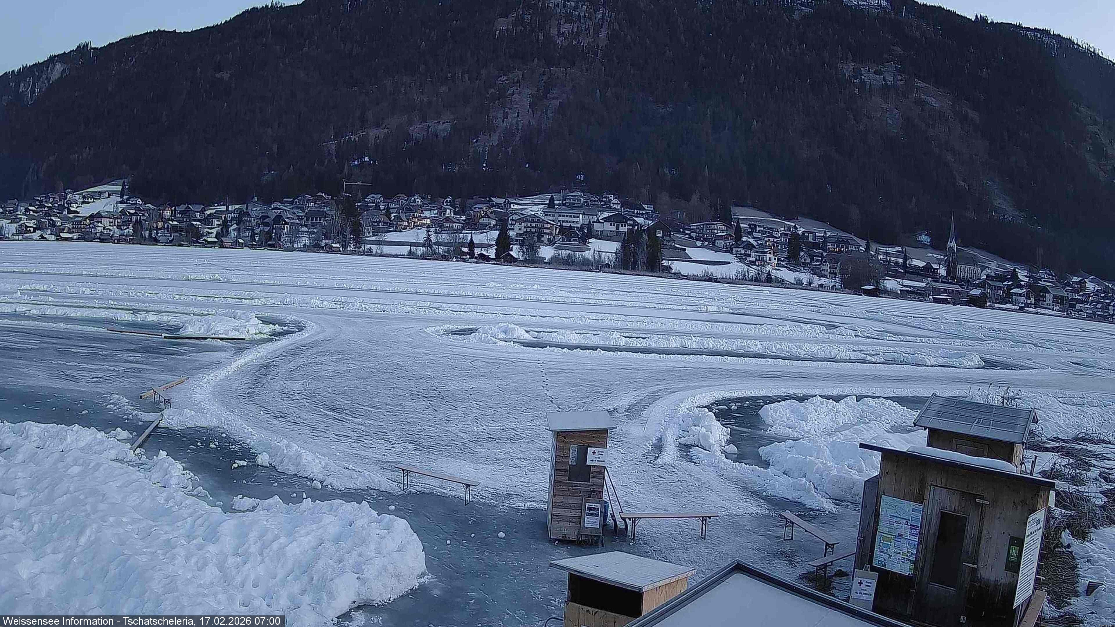 Archived image Webcam Weissensee - View Tschatscheleria