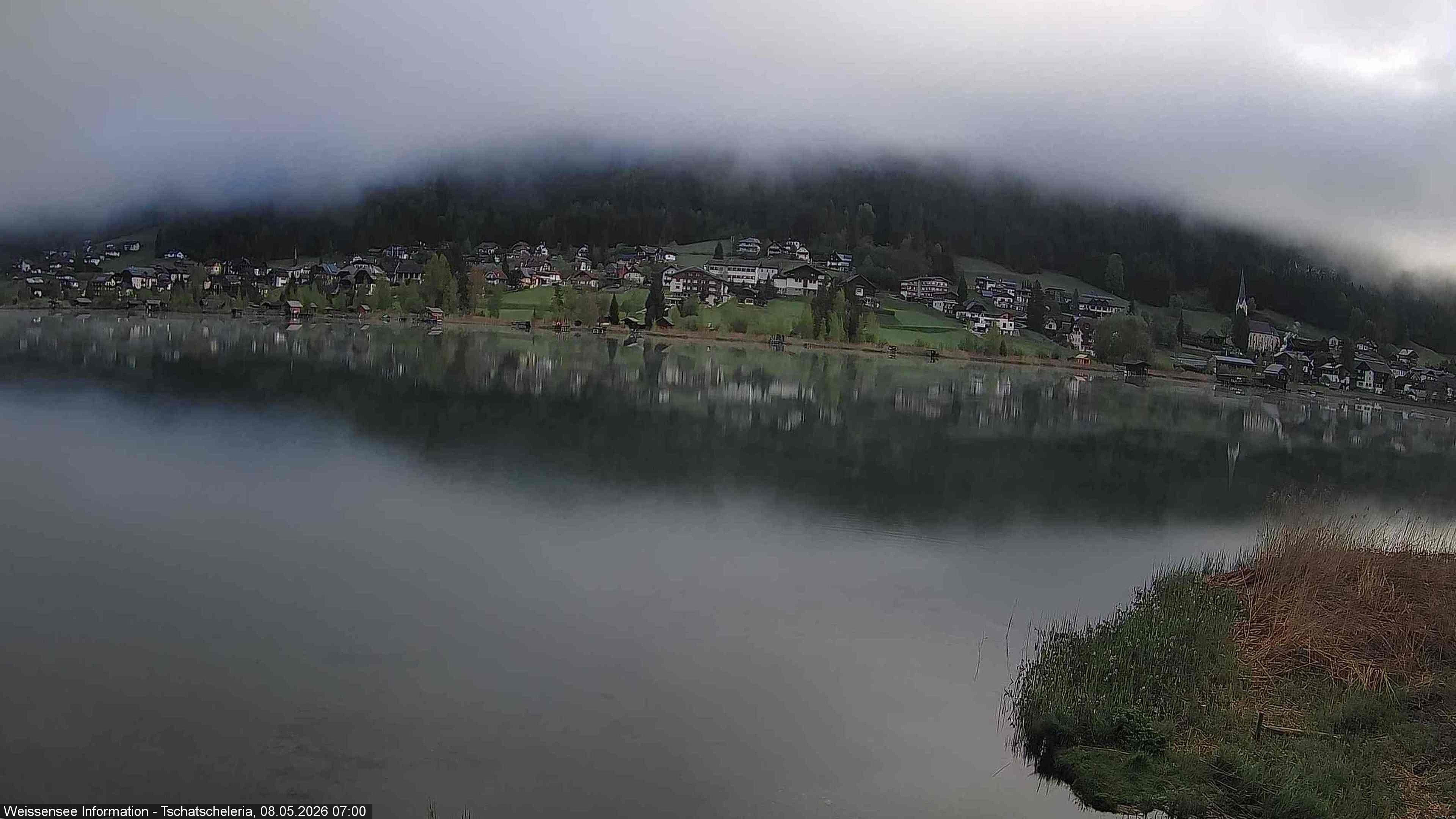Archiv Foto Webcam Weissensee: Seeblick von Tschatscheleria