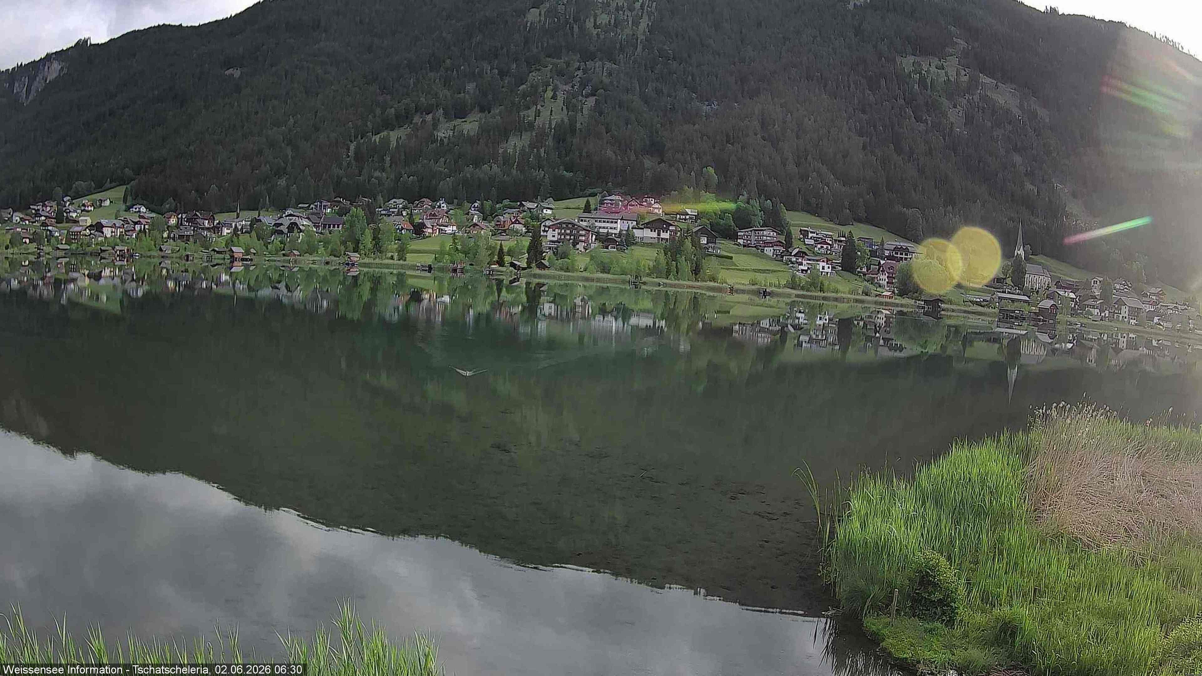 Archiv Foto Webcam Weissensee: Seeblick von Tschatscheleria
