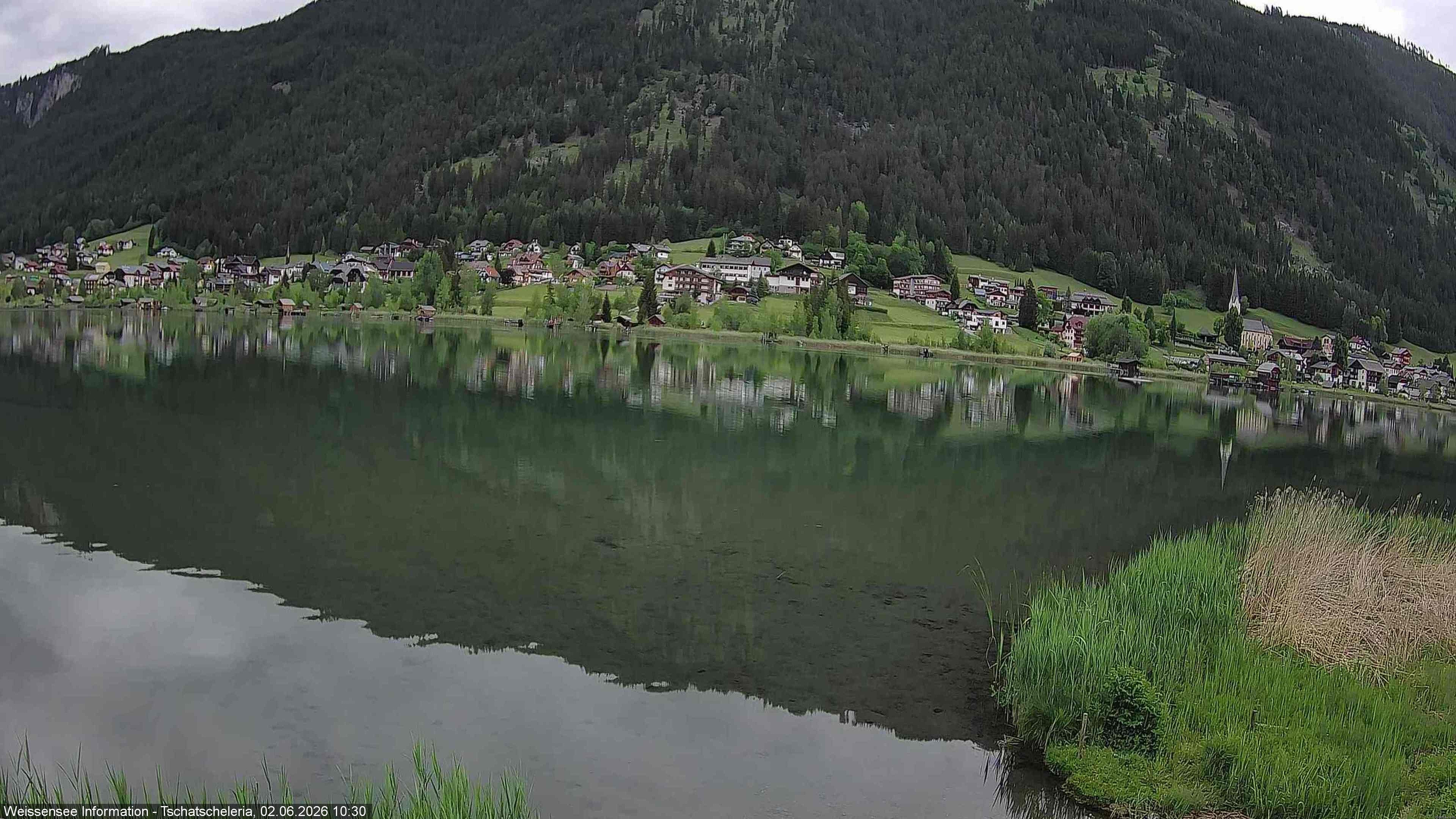 Archiv Foto Webcam Weissensee: Seeblick von Tschatscheleria