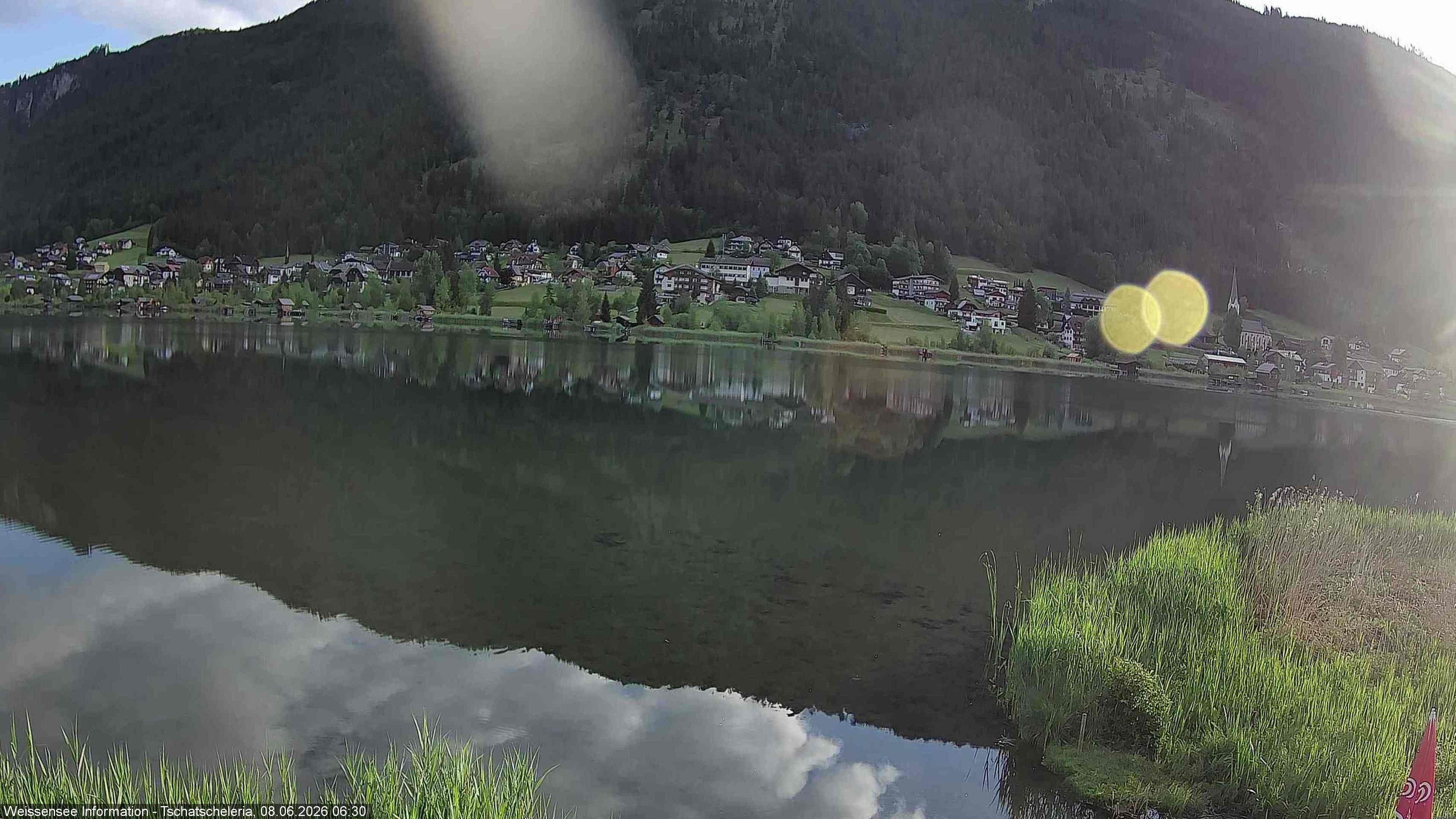 Archiv Foto Webcam Weissensee: Seeblick von Tschatscheleria