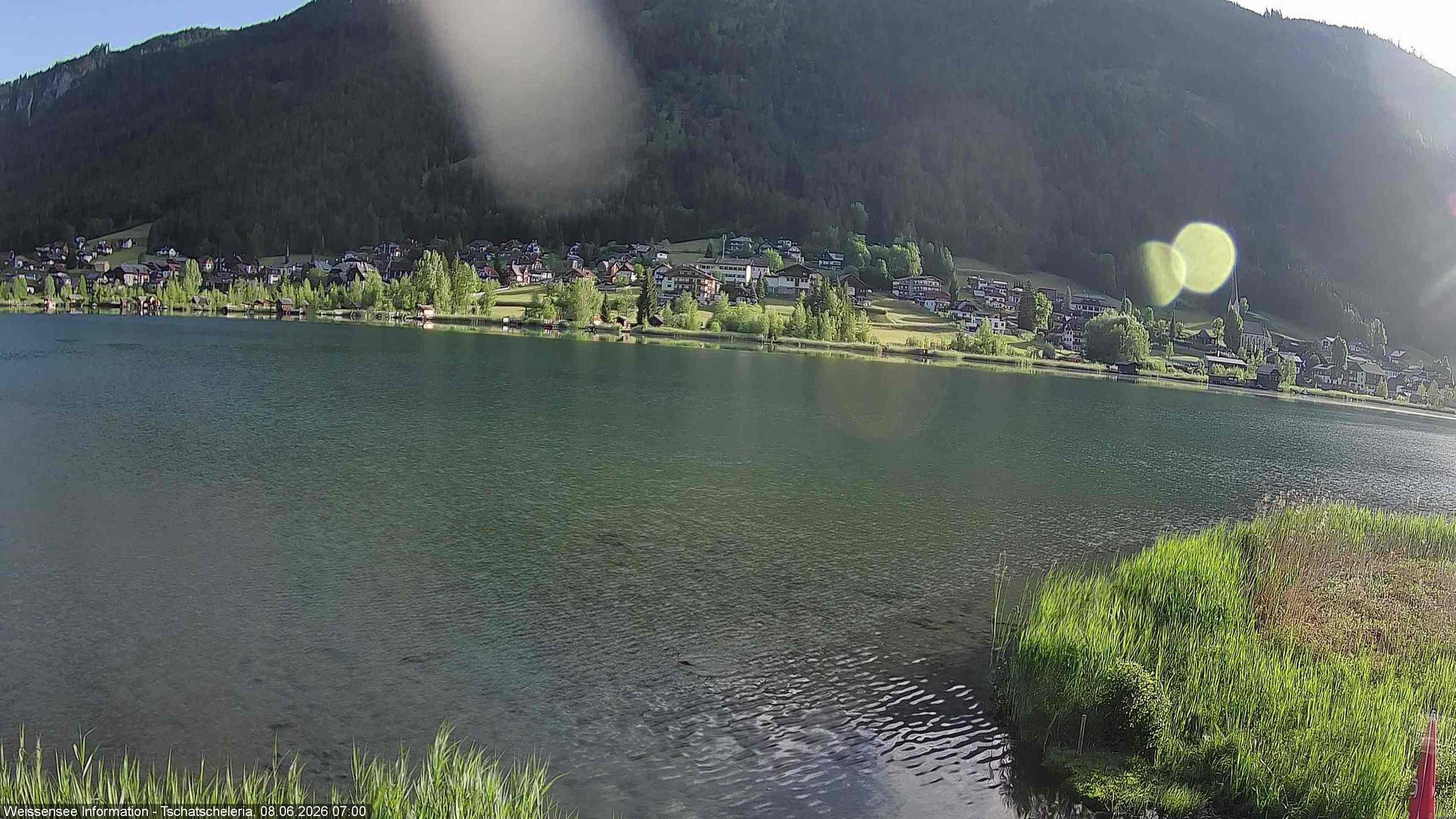 Archiv Foto Webcam Weissensee: Seeblick von Tschatscheleria