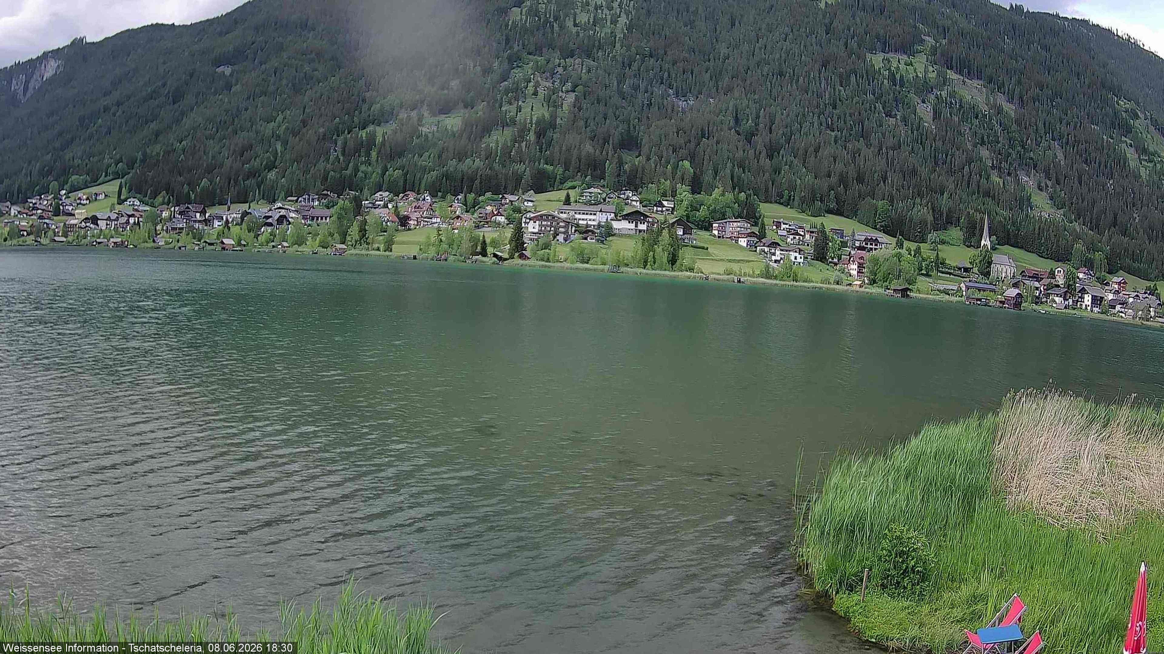 Archiv Foto Webcam Weissensee: Seeblick von Tschatscheleria