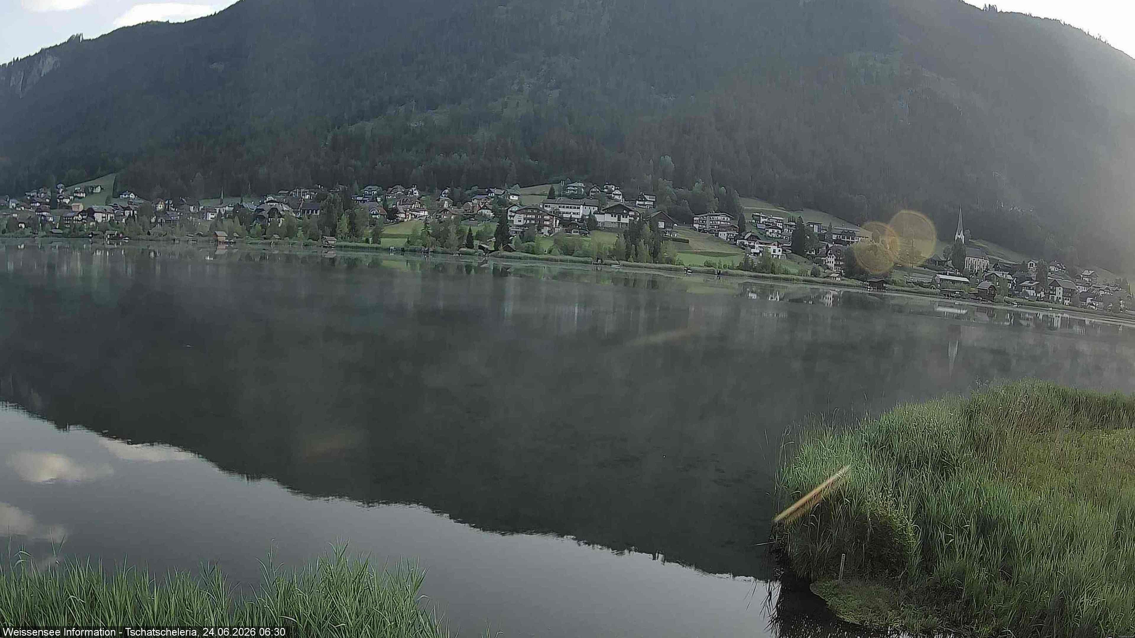 Archiv Foto Webcam Weissensee: Seeblick von Tschatscheleria