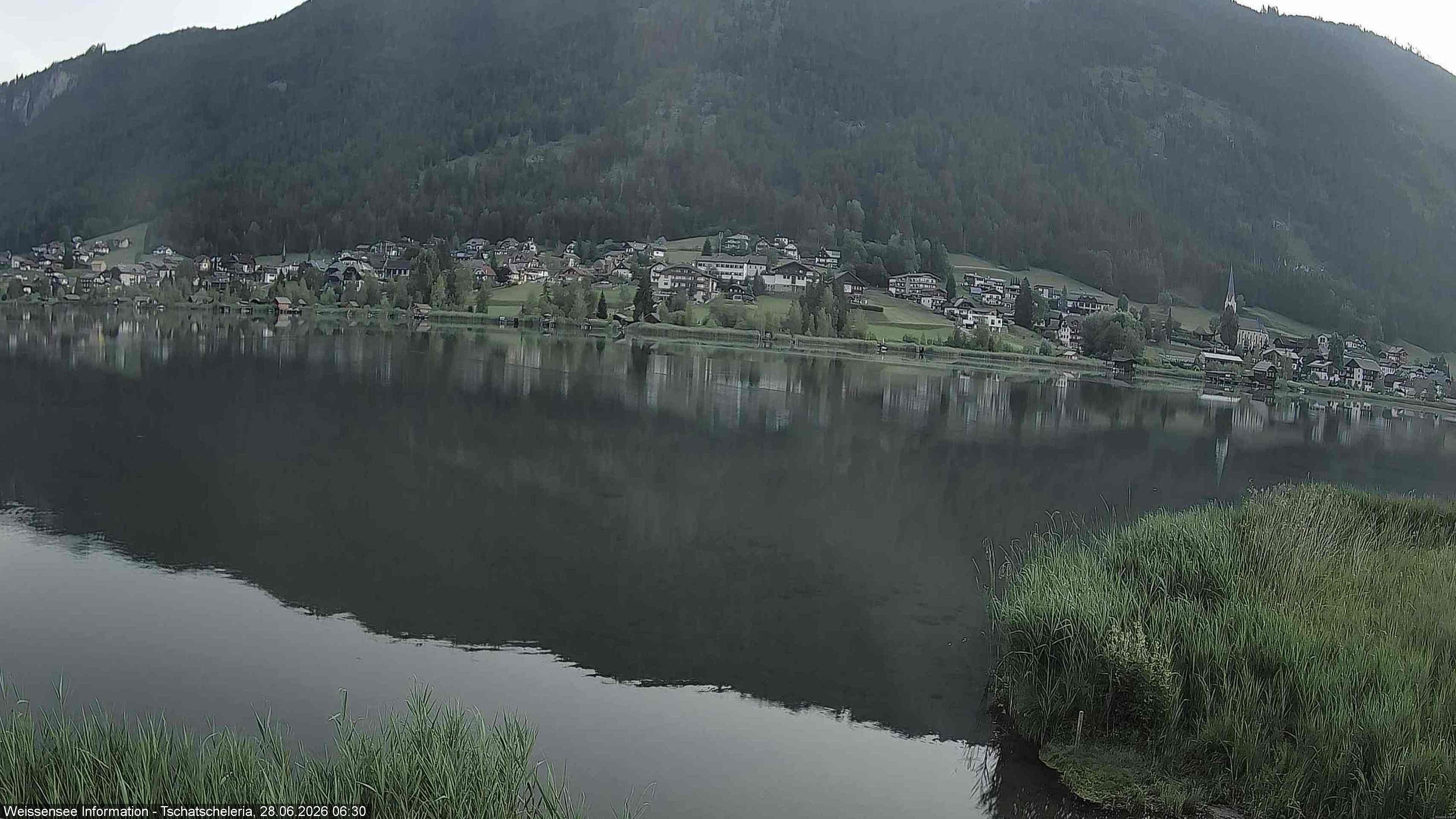 Archiv Foto Webcam Weissensee: Seeblick von Tschatscheleria