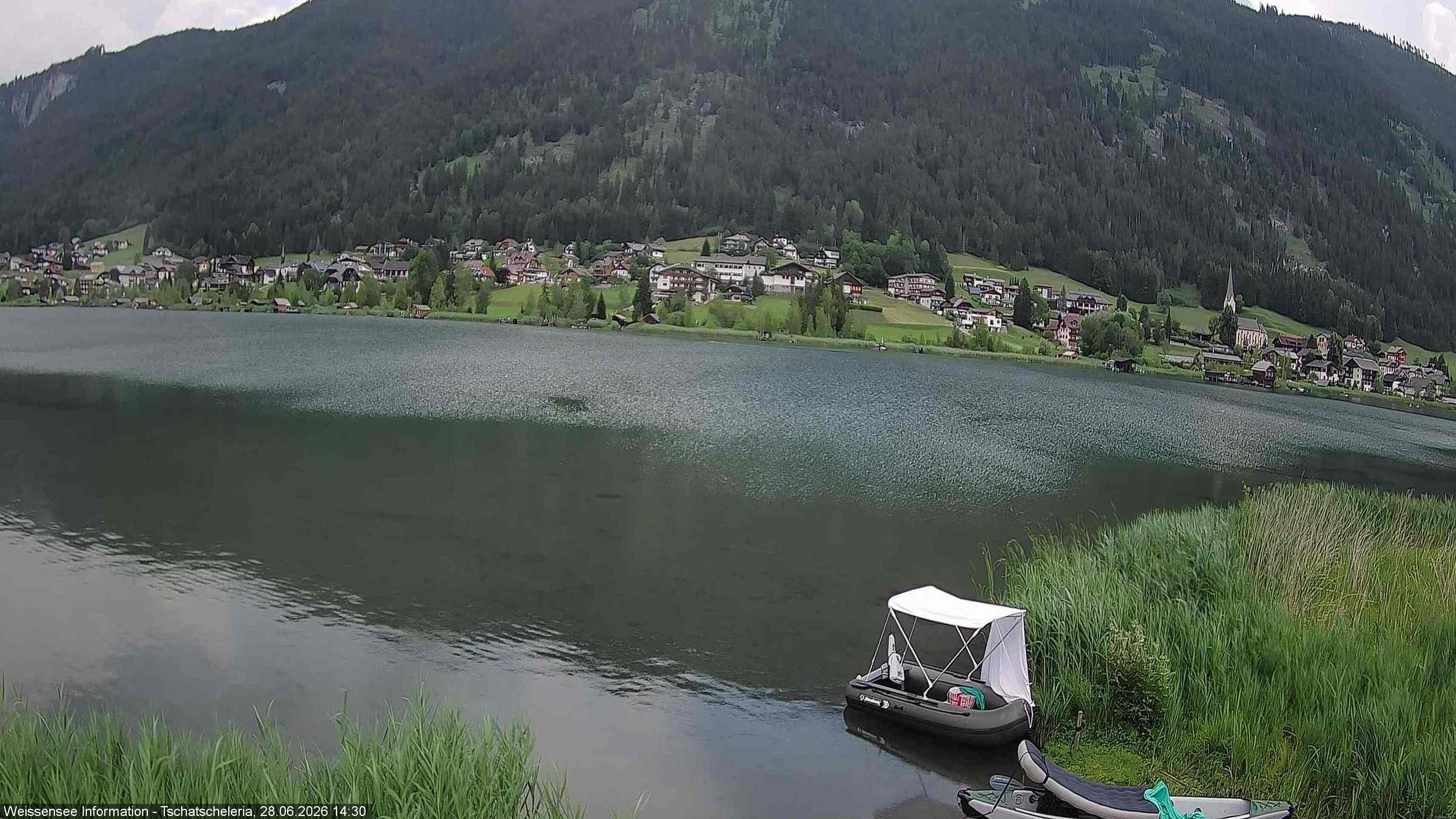 Archiv Foto Webcam Weissensee: Seeblick von Tschatscheleria