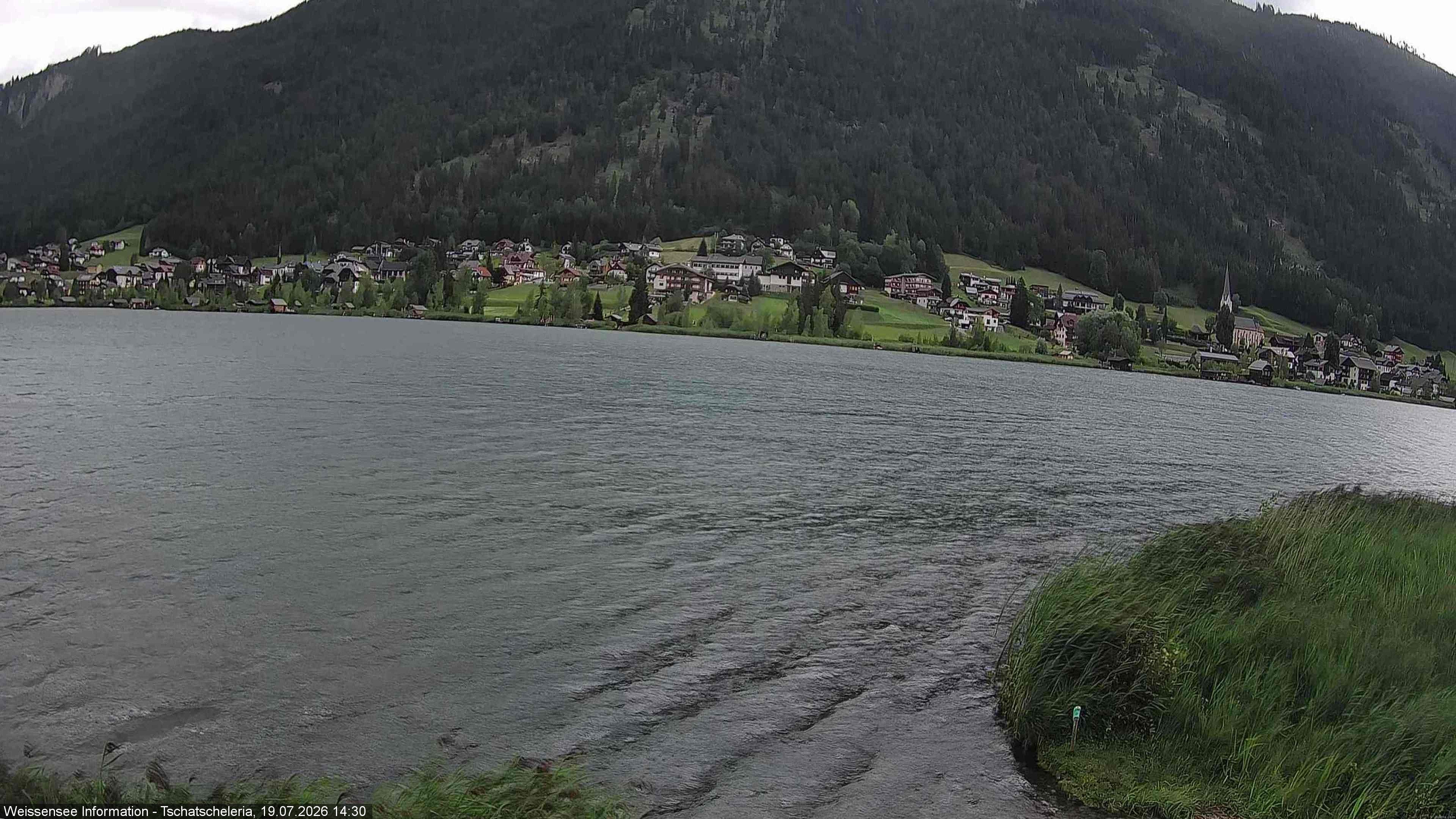 Archiv Foto Webcam Weissensee: Seeblick von Tschatscheleria