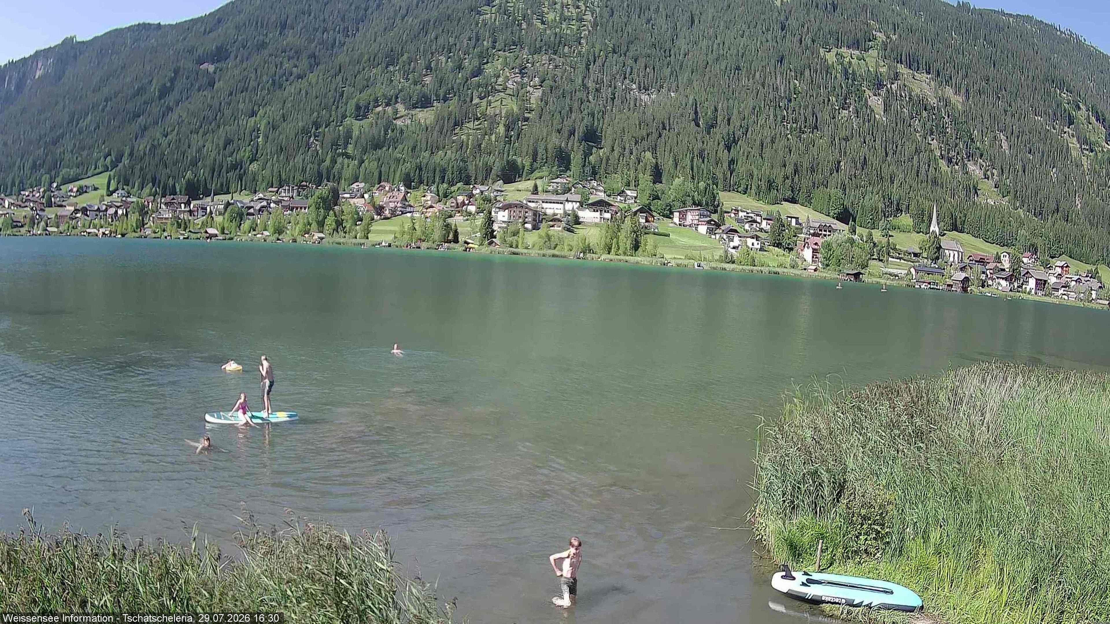 Archiv Foto Webcam Weissensee: Seeblick von Tschatscheleria