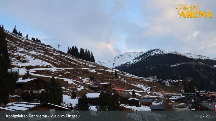 Archiv Foto Webcam Königsleiten: Panorama Ort
