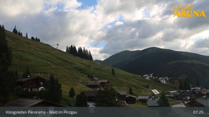 Archiv Foto Webcam Königsleiten: Panorama Ort