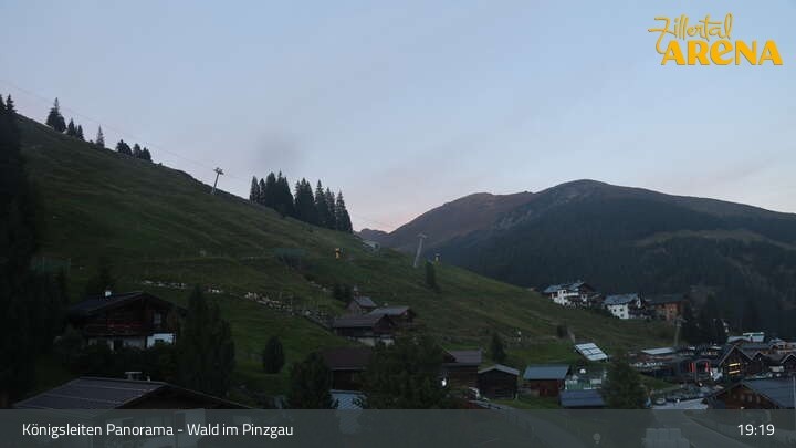 Archiv Foto Webcam Königsleiten: Panorama Ort