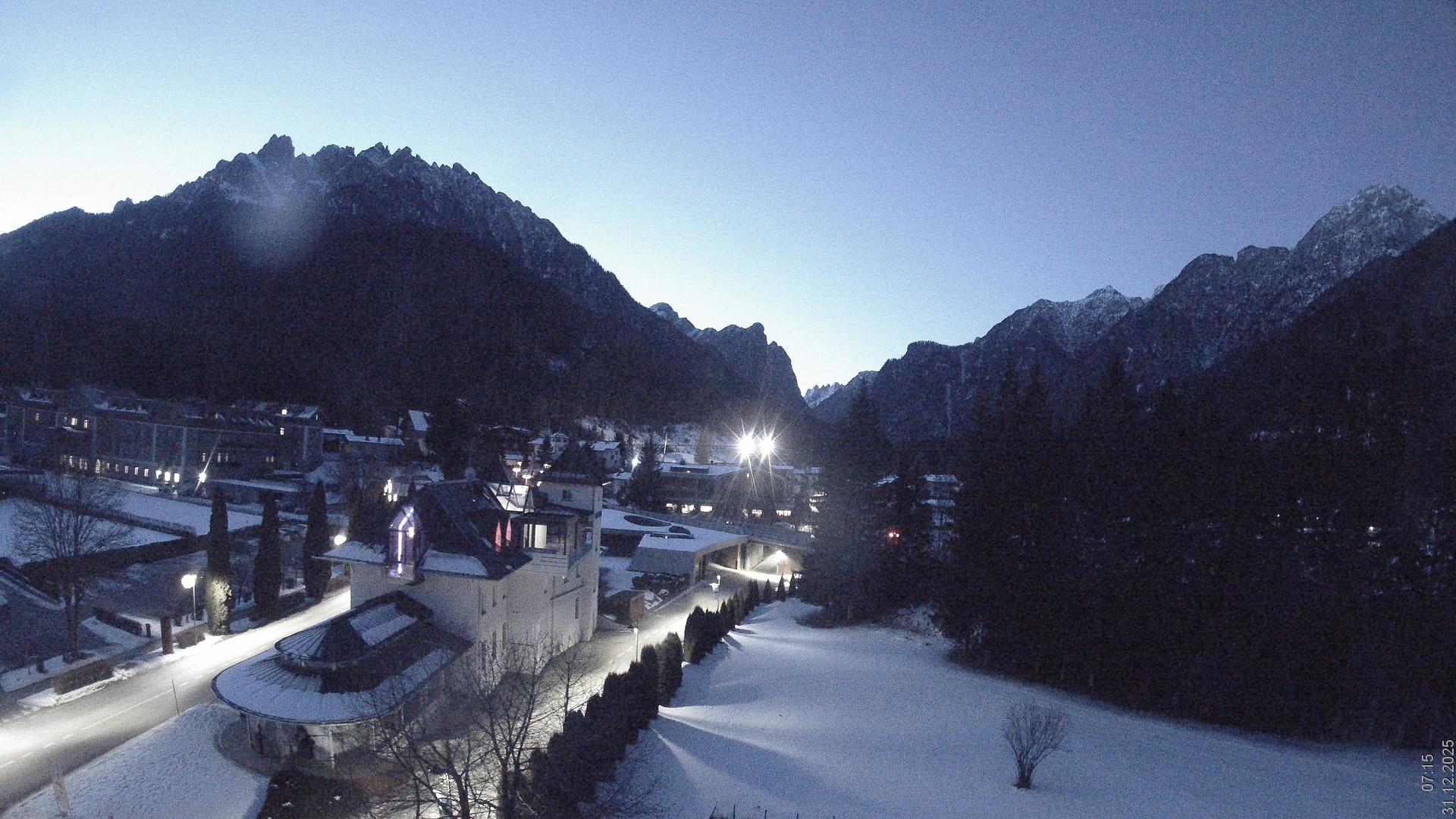 Archiv Foto Webcam Apparthotel Germania – Blick auf das Höhlensteintal