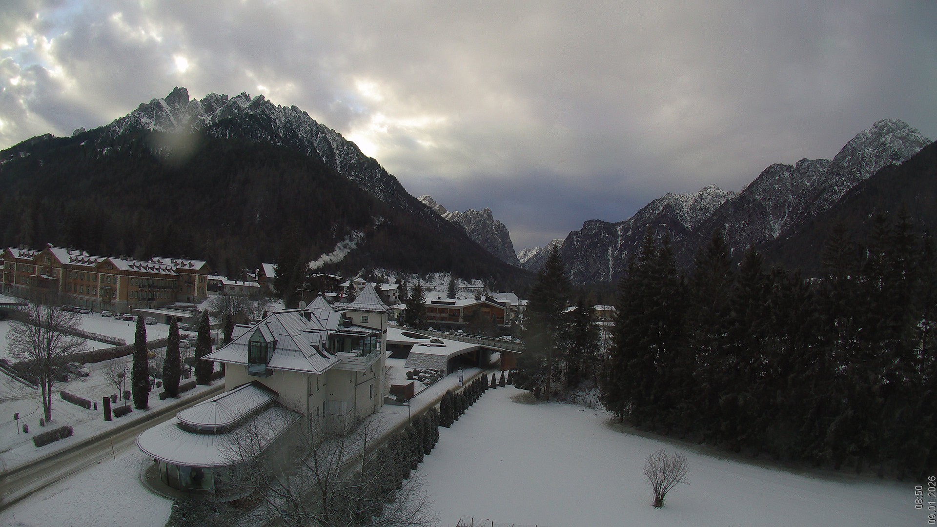 Archiv Foto Webcam Apparthotel Germania – Blick auf das Höhlensteintal