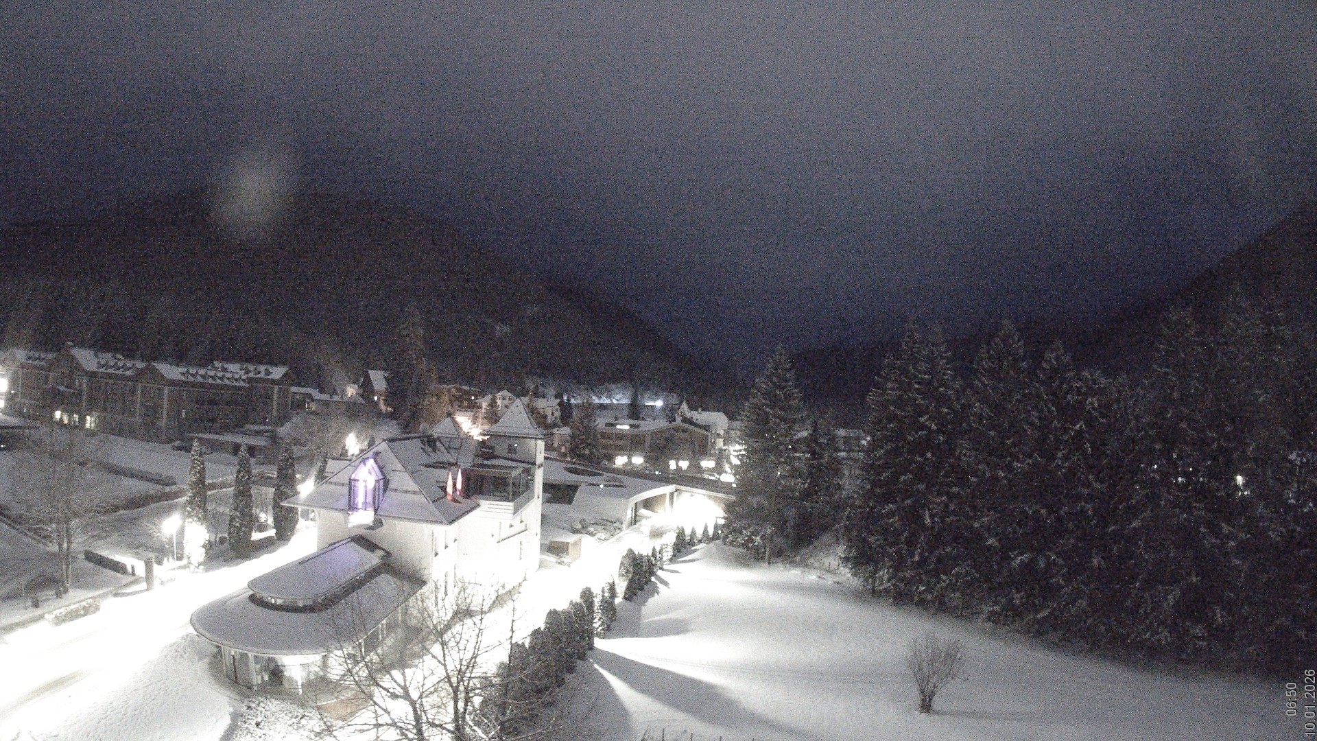 Archiv Foto Webcam Apparthotel Germania – Blick auf das Höhlensteintal