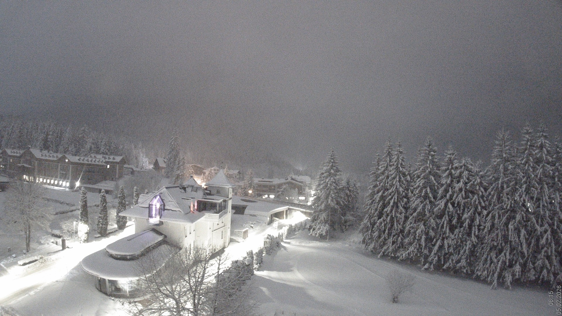 Archived image Webcam Apparthotel Germania - Höhlenstein Valley