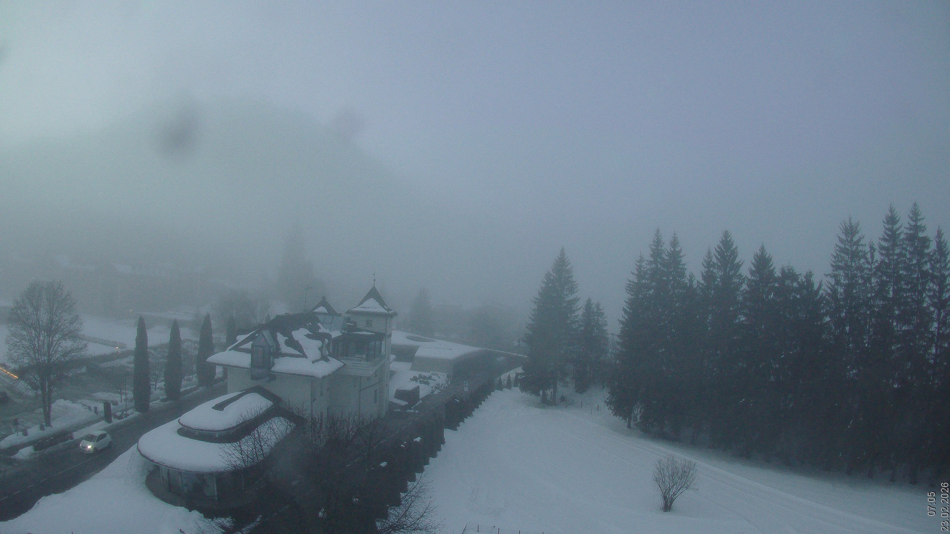 Archiv Foto Webcam Apparthotel Germania – Blick auf das Höhlensteintal