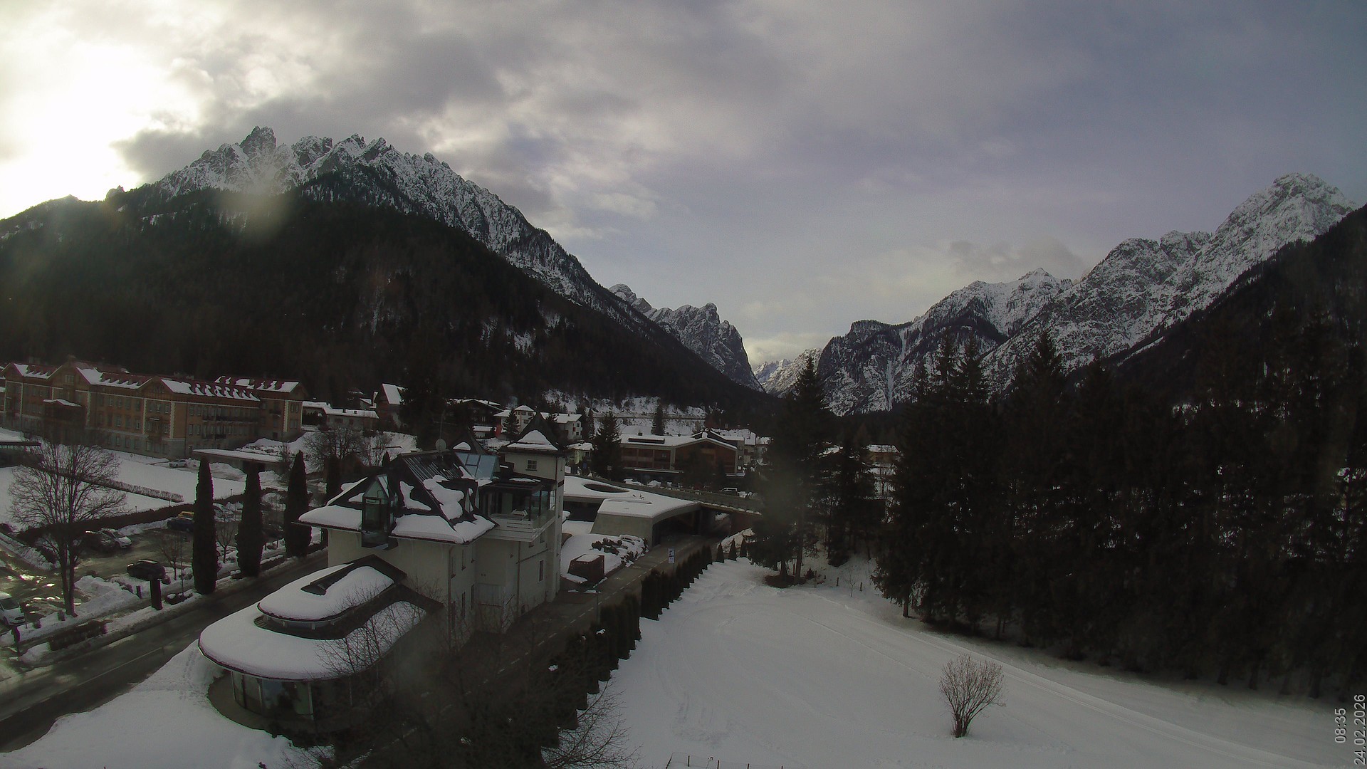 Archiv Foto Webcam Apparthotel Germania – Blick auf das Höhlensteintal