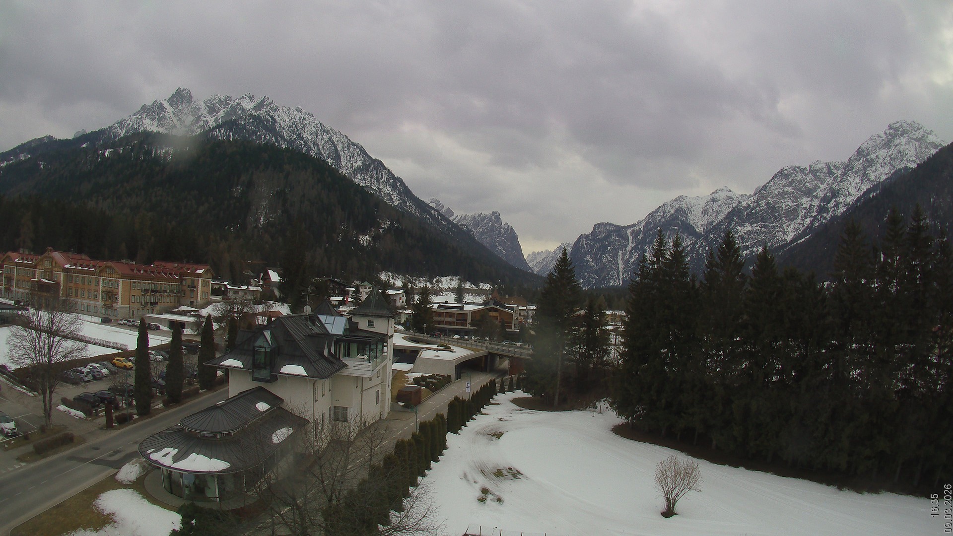 Archived image Webcam Apparthotel Germania - Höhlenstein Valley