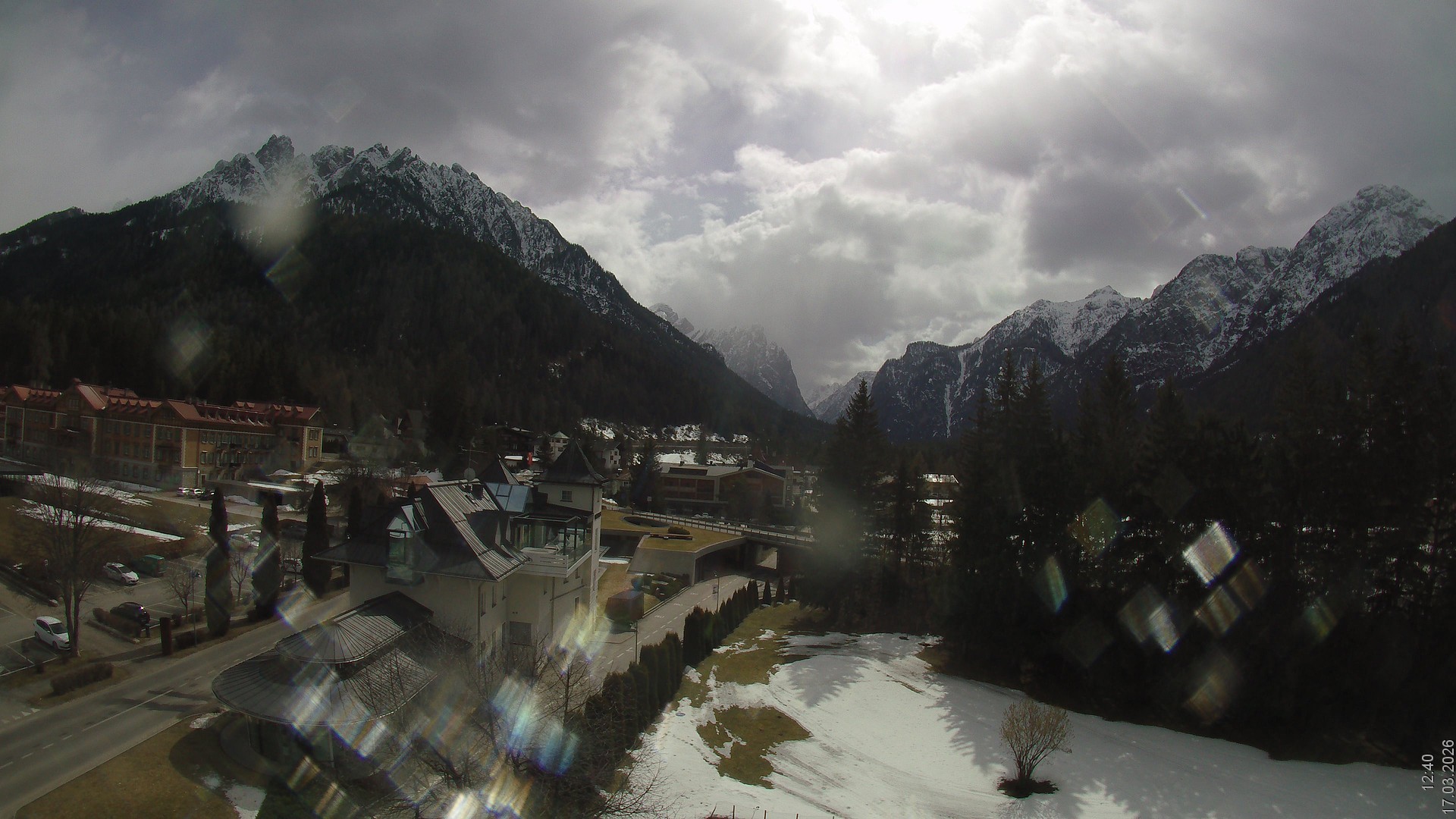 Archiv Foto Webcam Apparthotel Germania – Blick auf das Höhlensteintal
