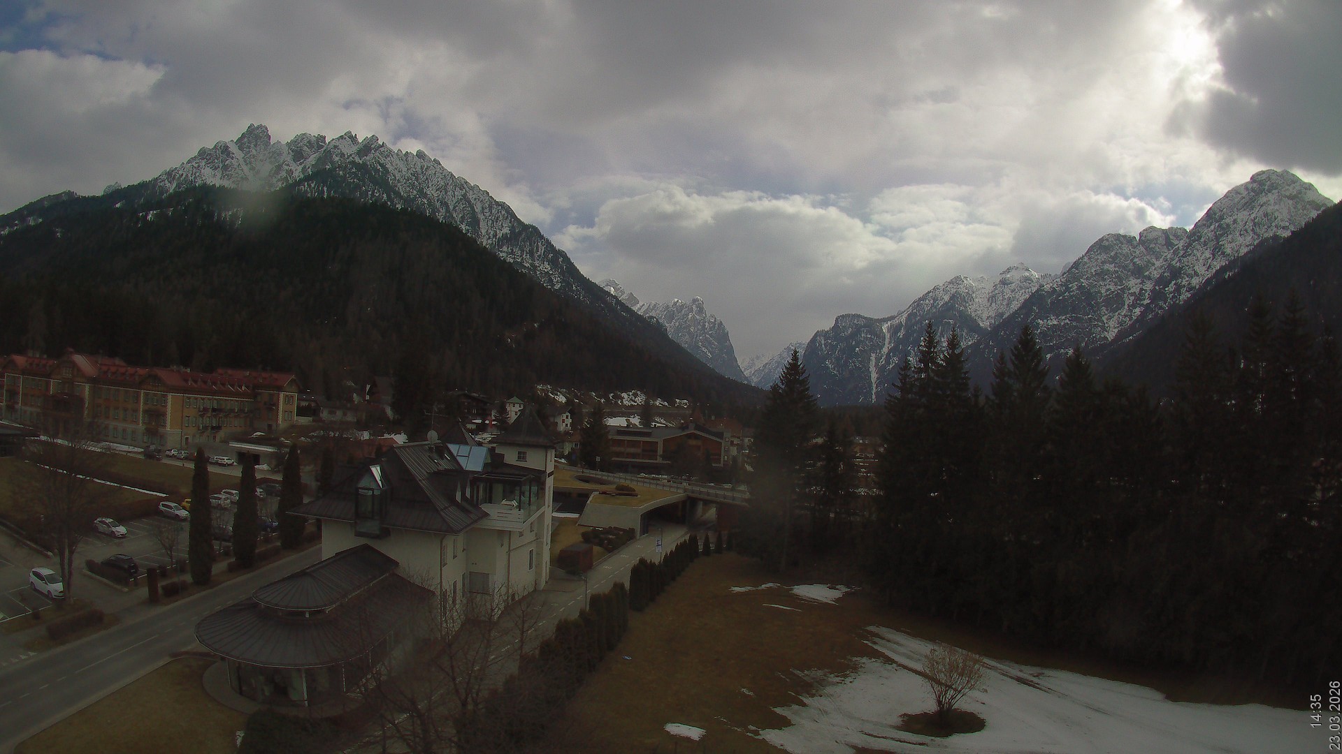 Archived image Webcam Apparthotel Germania - Höhlenstein Valley