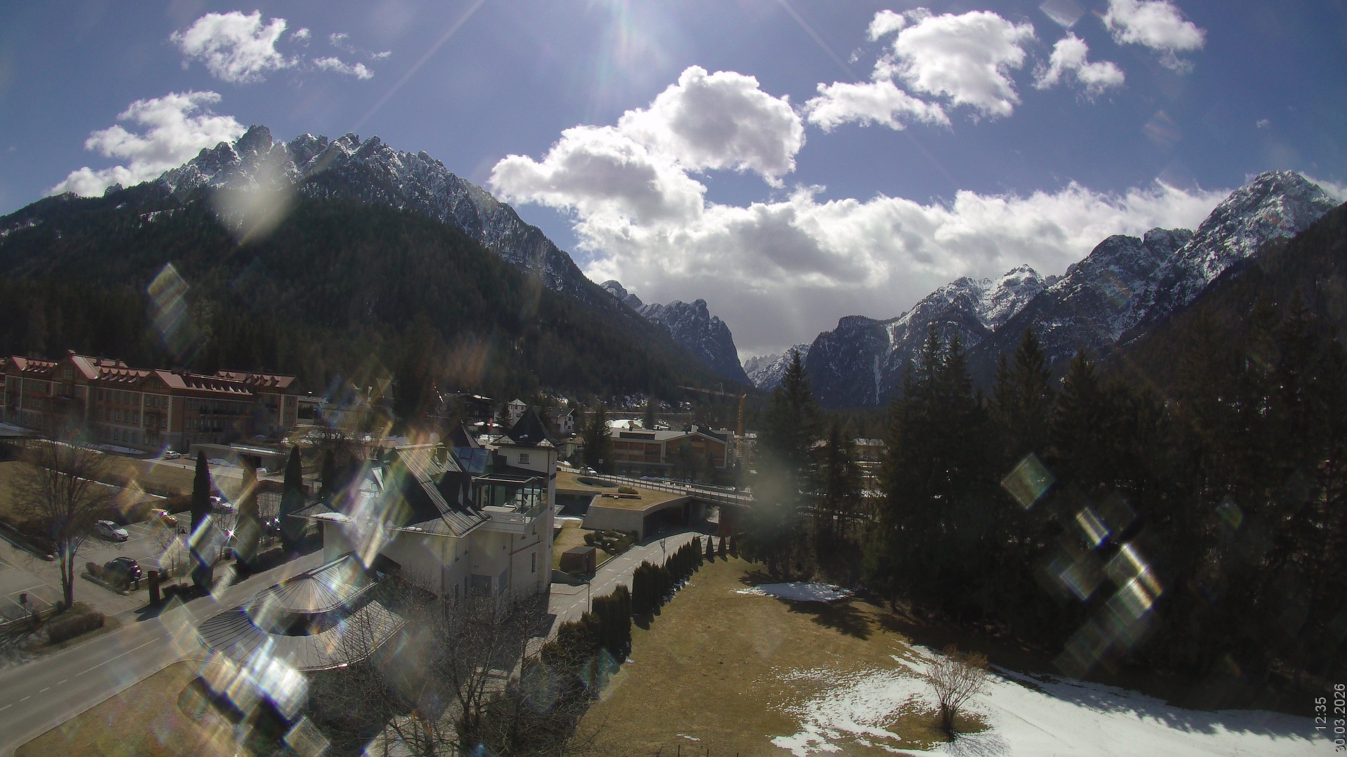 Archiv Foto Webcam Apparthotel Germania – Blick auf das Höhlensteintal