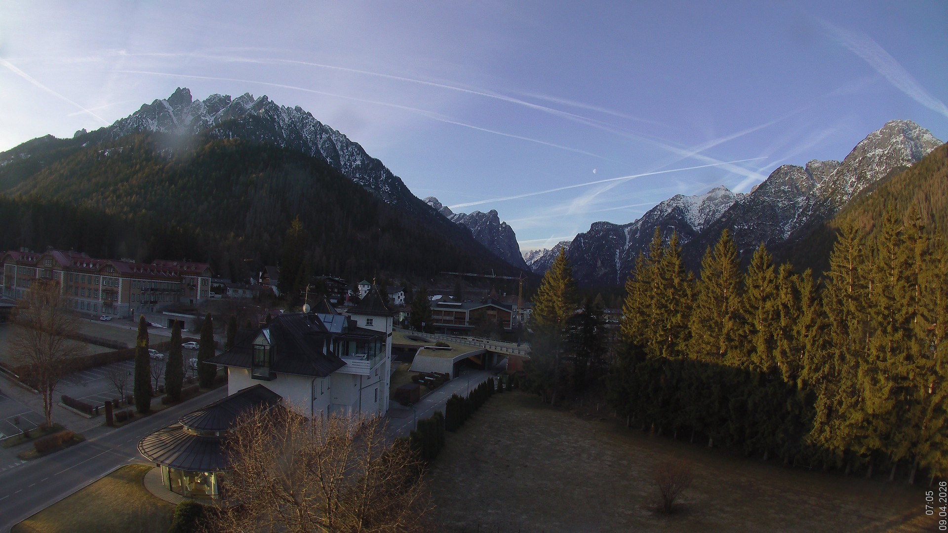 Archiv Foto Webcam Apparthotel Germania – Blick auf das Höhlensteintal