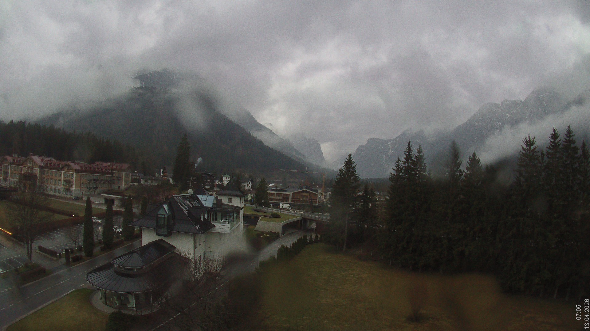 Archived image Webcam Apparthotel Germania - Höhlenstein Valley