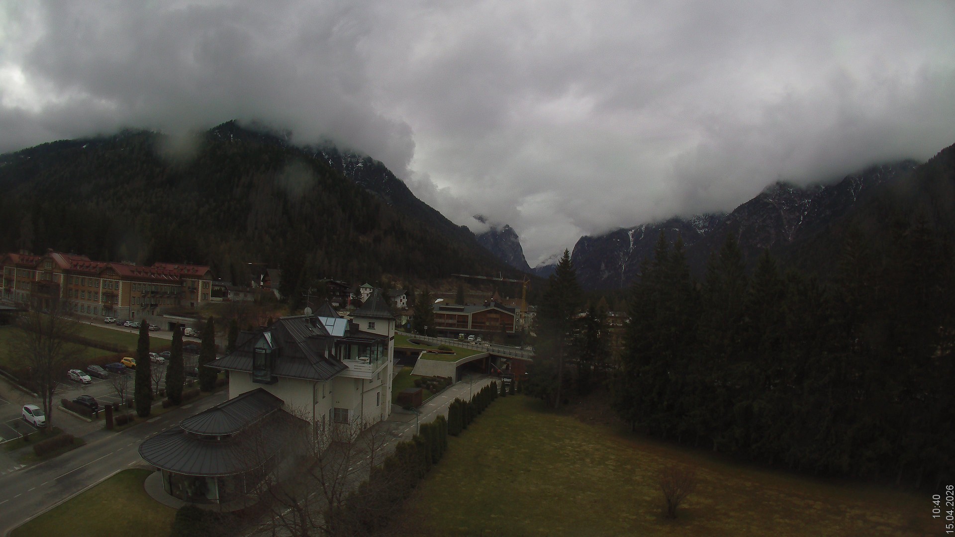 Archiv Foto Webcam Apparthotel Germania – Blick auf das Höhlensteintal