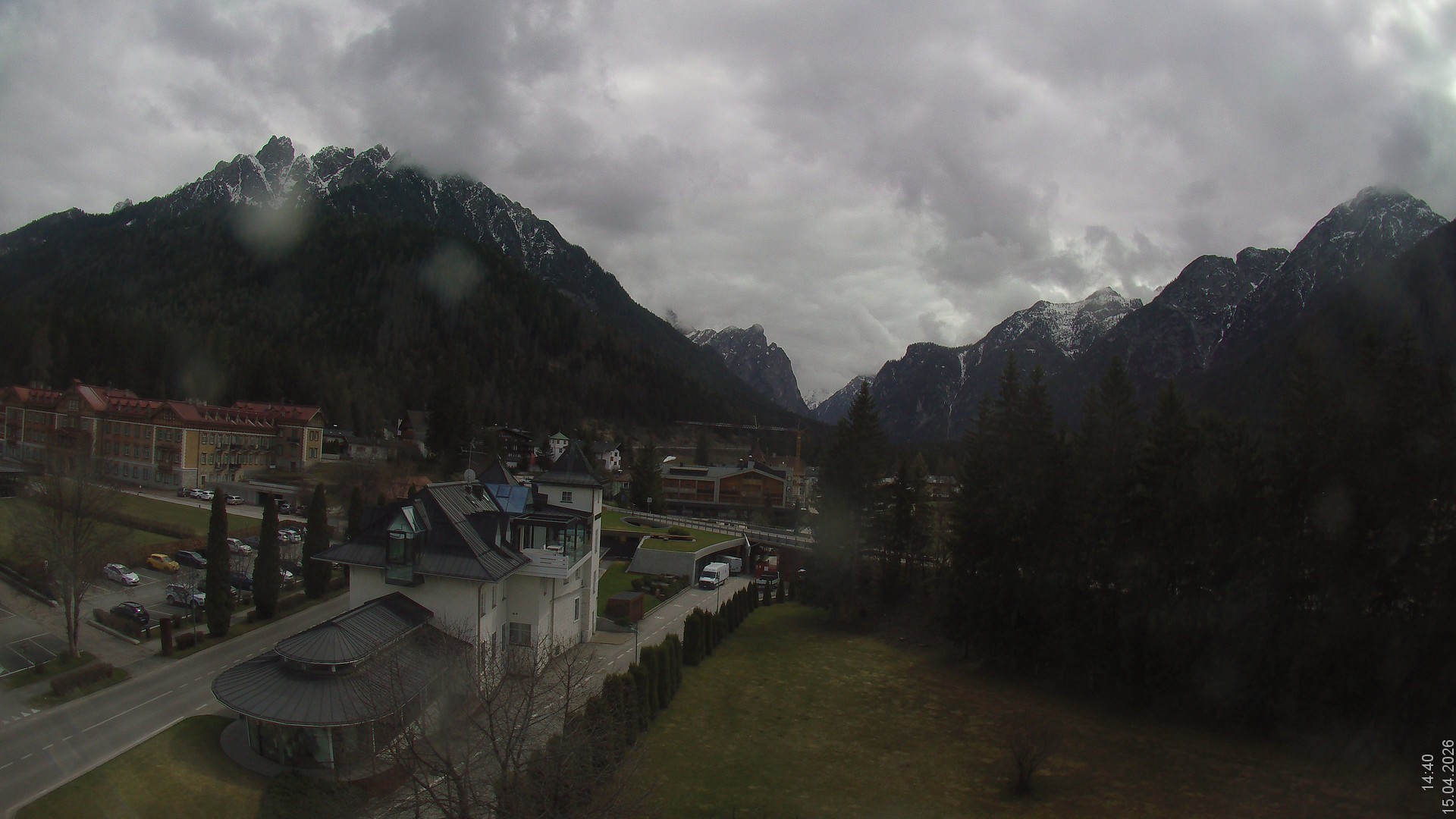 Archiv Foto Webcam Apparthotel Germania – Blick auf das Höhlensteintal